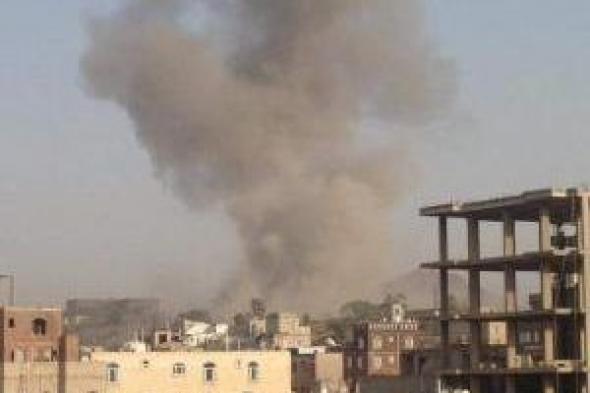 شاهد :فيديو مروع للحظة قصف طيران التحالف الفرقة الاولى في العاصمة صنعاء