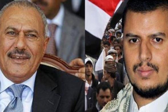 الحرب تشتعل بين عبدالملك الحوثي والمخلوع صالح.. والتهديد يصل لـ"دق الرأس"