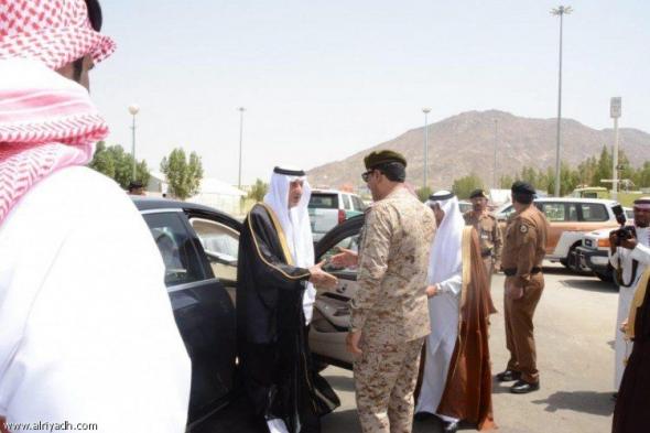 السعودية | أمير مكة يتفقد مستشفى القوات المسلحة الميداني بعرفة