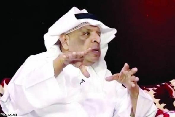 السعودية | فهد بن سلطان يواسي أسرة الإعلامي الراحل خالد قاضي