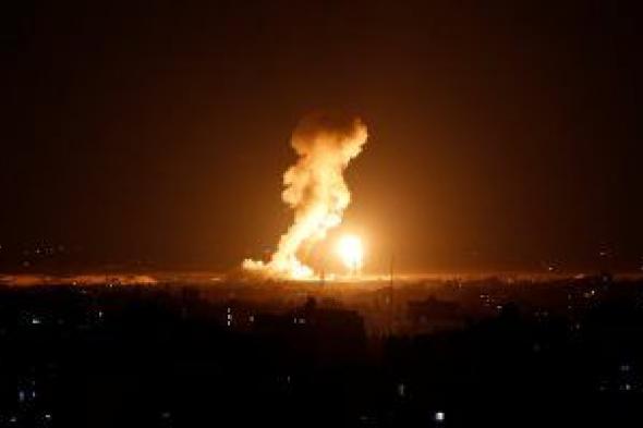 إسرائيل تقصف محطة تلفزيون الأقصى فى قطاع غزة